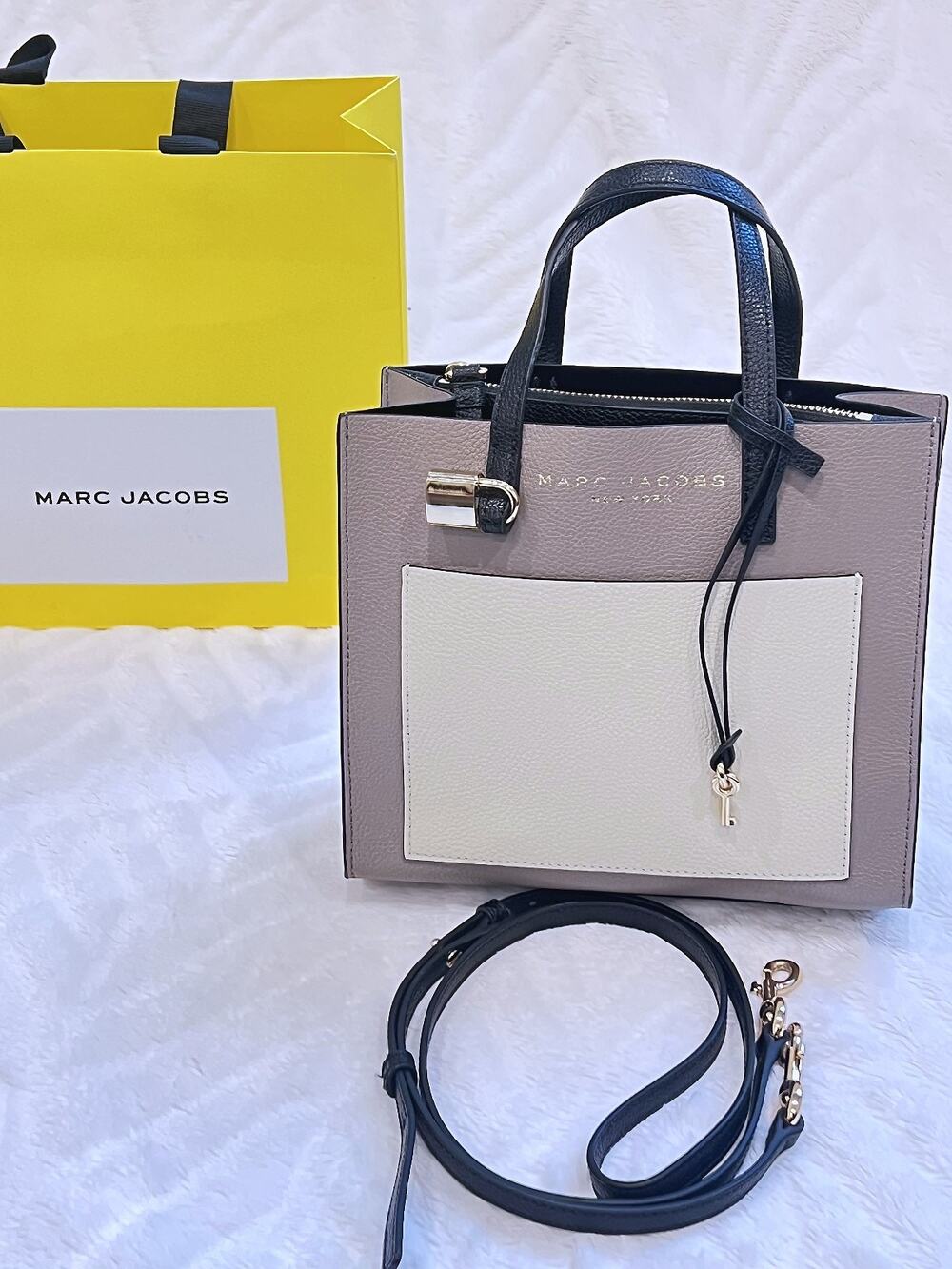 Marc Jacobs Mini Grind Colorblock Leather Tote Crossbody Bag Taupe Cream Black
